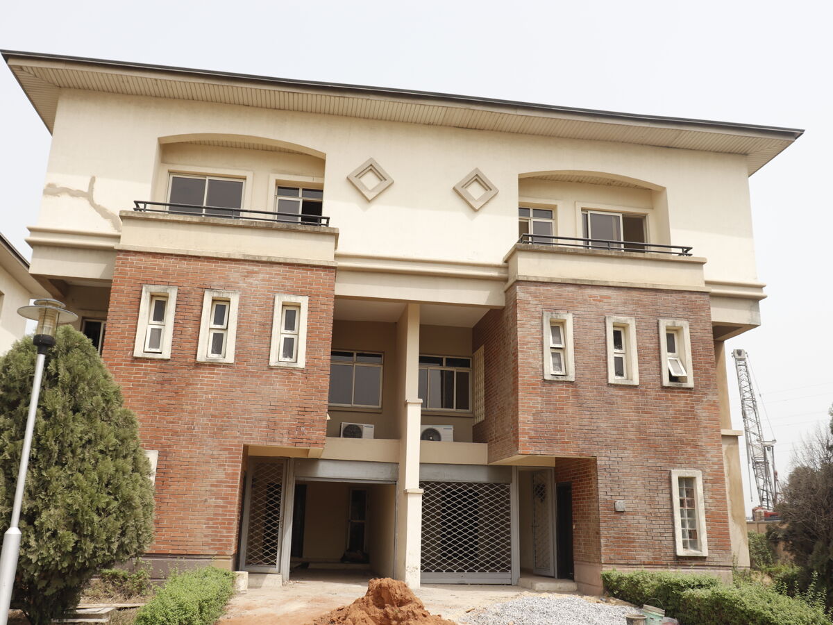 House for sale in Living Gold Estate, Banana Island Waterfront NG052