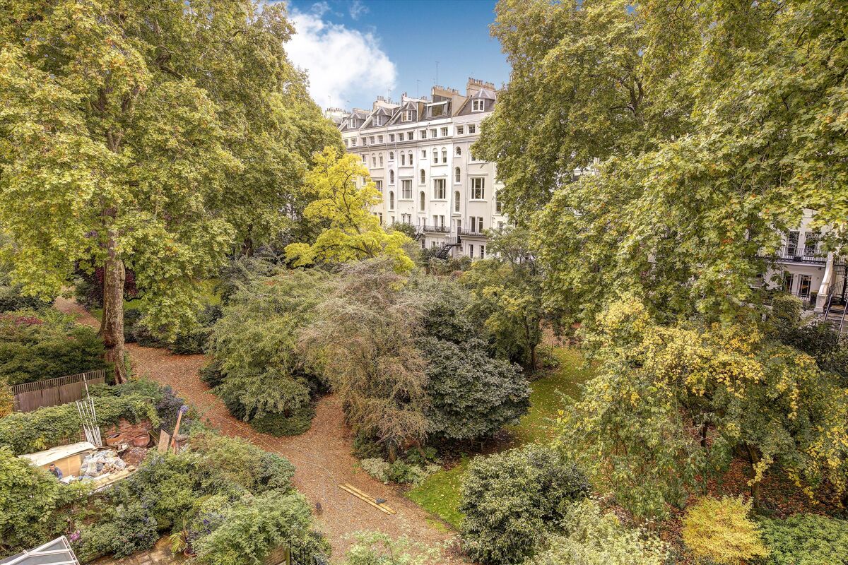 flat for sale in Arundel Gardens, London, W11 NGH012060239 Knight Frank