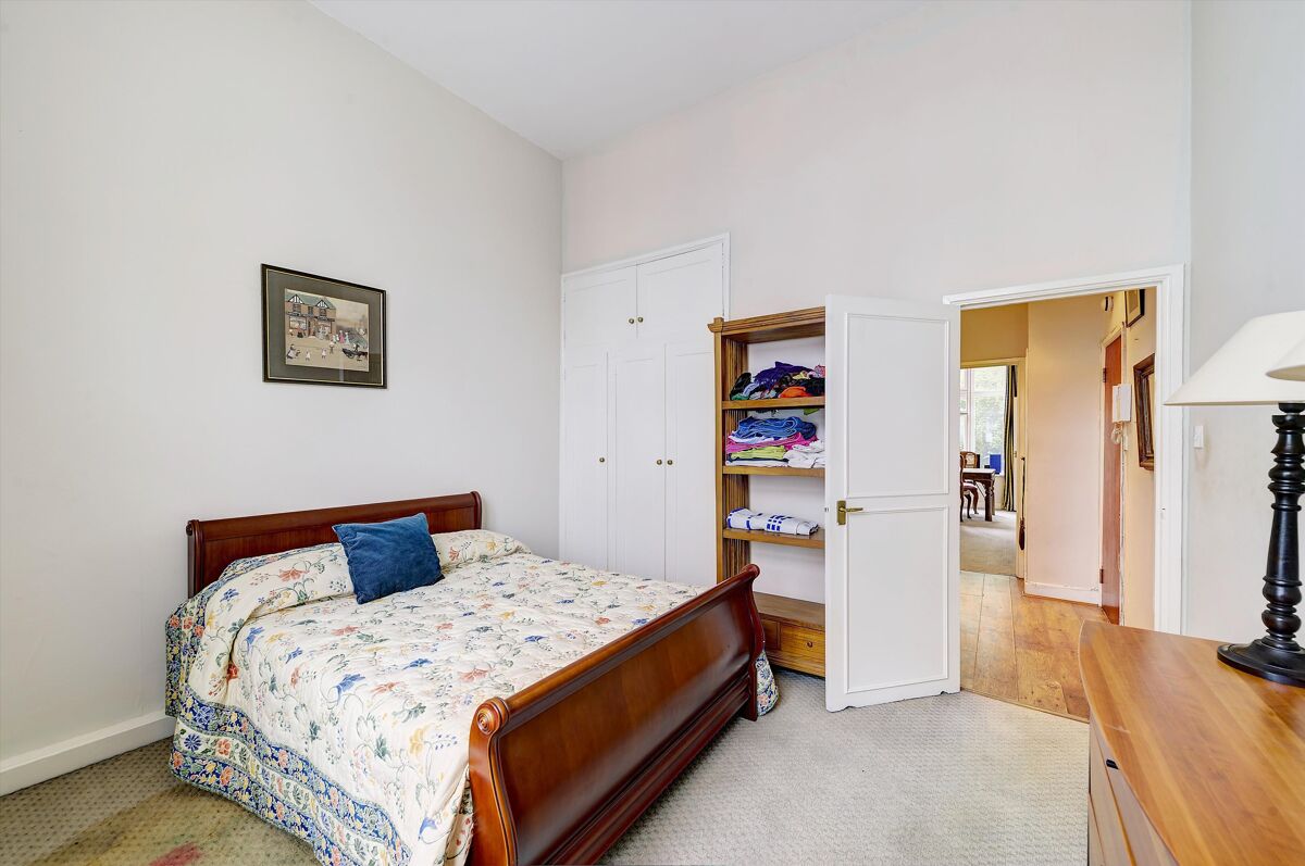 flat for sale in Arundel Gardens, London, W11 NGH012060239 Knight Frank