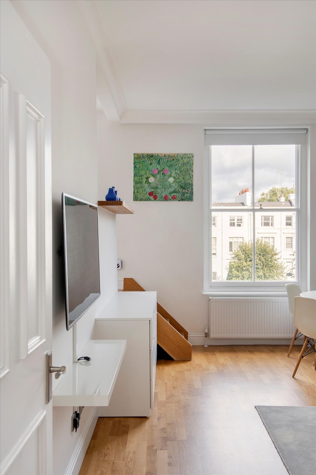 flat for sale in Arundel Gardens, Notting Hill, London, W11