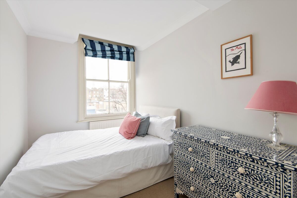 flat for sale in Monmouth Road, London, W2 NGH012117126 Knight Frank