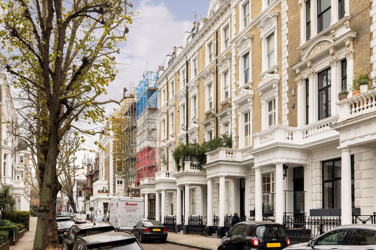 flat for sale in Linden Gardens, Notting Hill, W2 - NGH012137843 ...