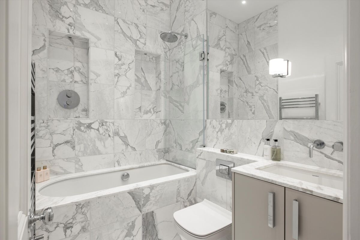 flat for sale in Westbourne Gardens, London, W2 NGH012156358 Knight