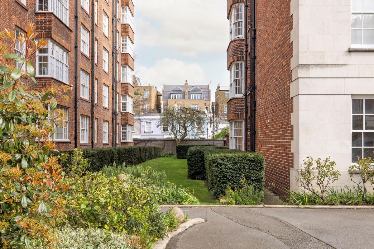 flat for sale in Kensington Park Road, London, W11 NGH012221153