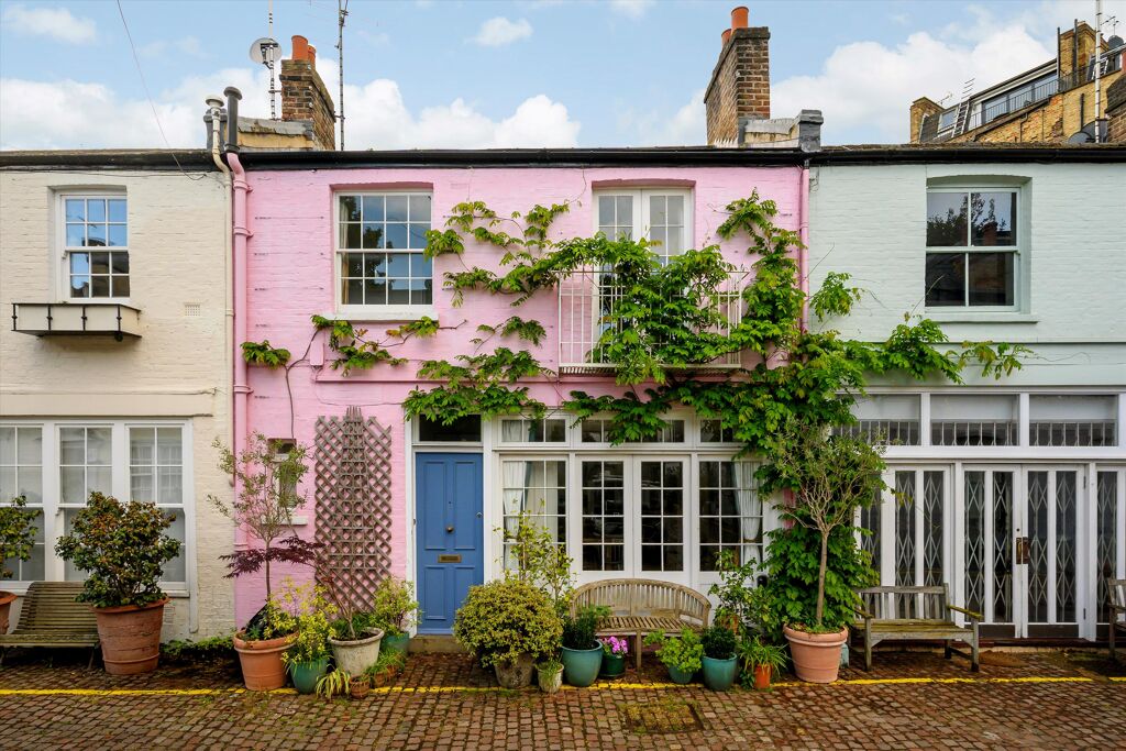 Image of Pembridge Mews, Notting Hill, W11