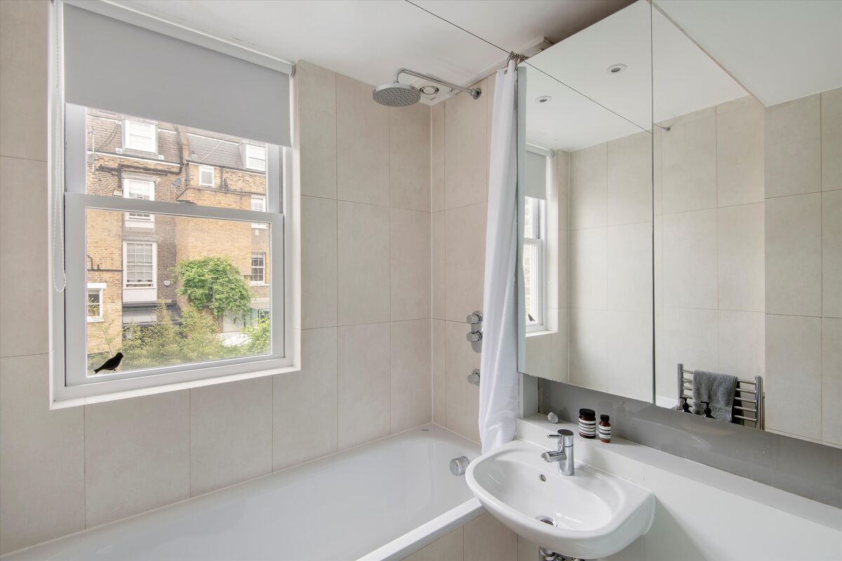 flat for sale in Chepstow Road, London, W2 NGH012259831 Knight Frank