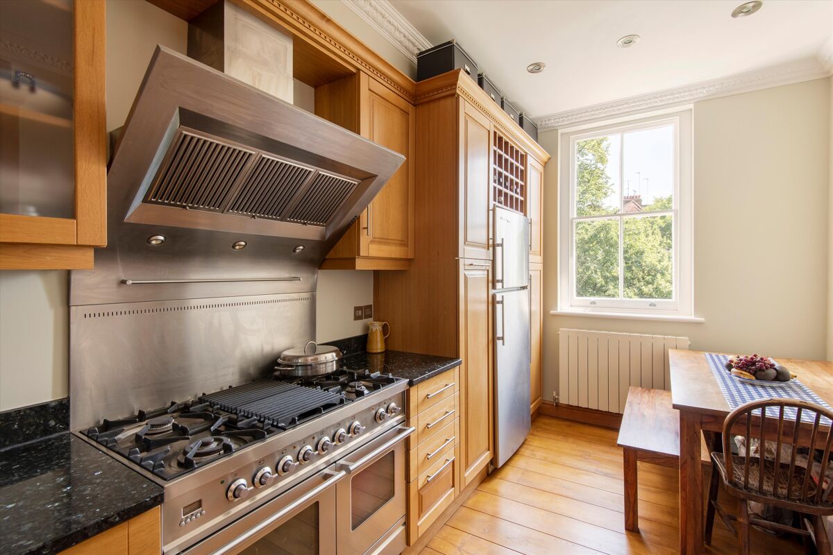 flat for sale in Elgin Crescent, London, W11 NGH012395450 Knight Frank