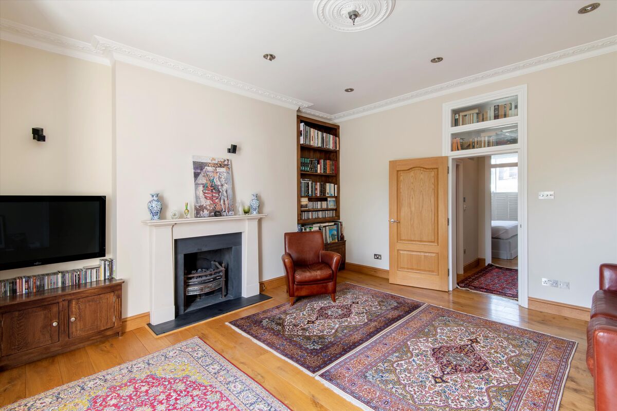 flat for sale in Elgin Crescent, London, W11 NGH012395450 Knight Frank