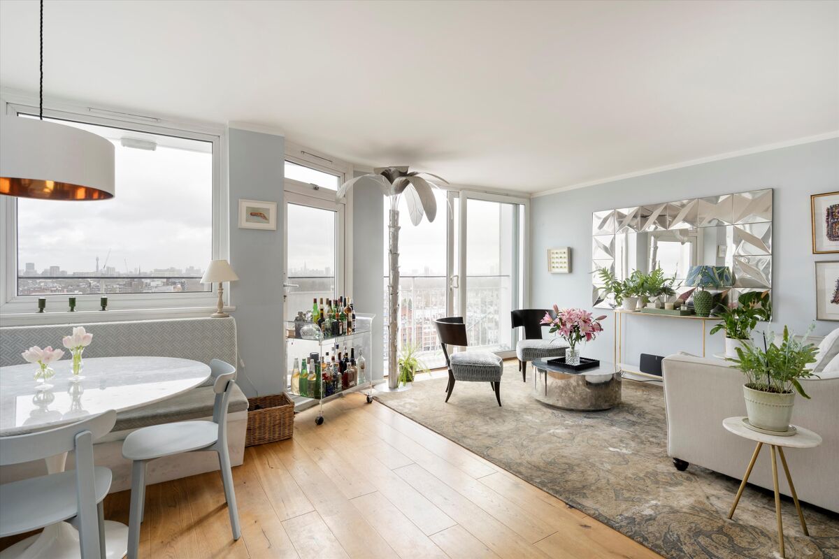 flat for sale in Campden Hill Towers, Notting Hill, London, W11 ...