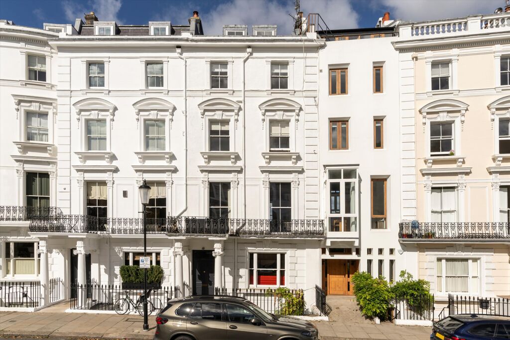 Image of Lansdowne Crescent, Notting Hill, W11