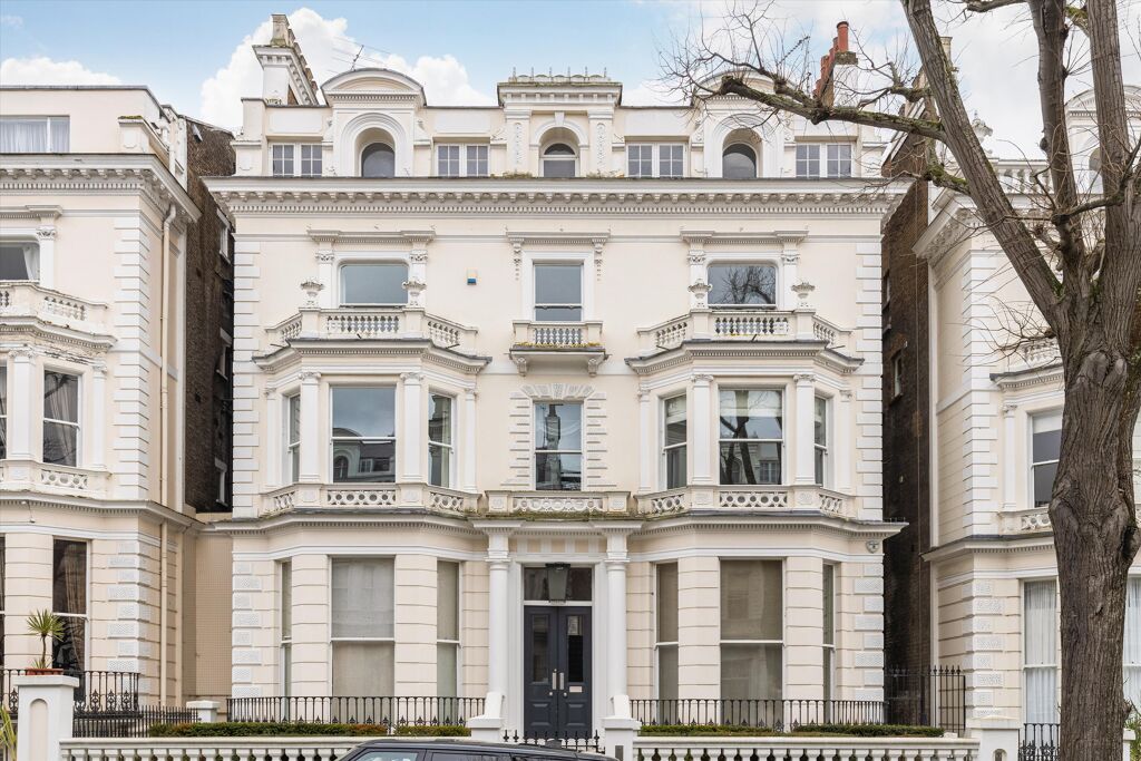 Image of Holland Park, London W11