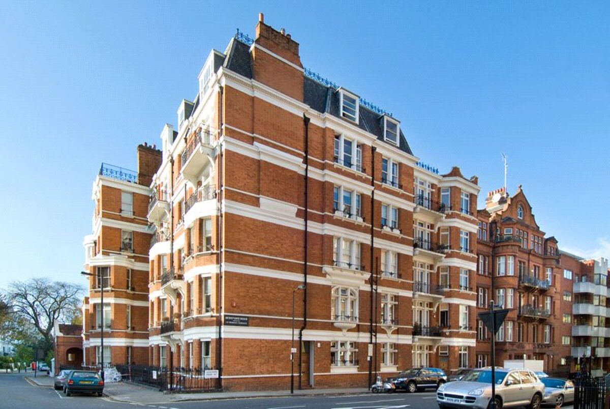 flat for sale in Flat 6, Prince Edward Mansions, Hereford Road, Notting