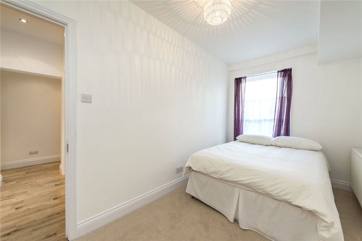 flat for sale in Chepstow Villas, Notting Hill, London, W11 NGH120229