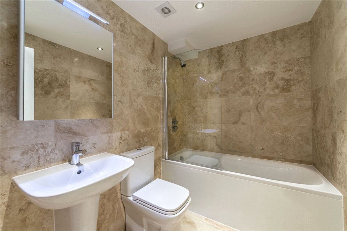 flat for sale in Chepstow Villas, Notting Hill, London, W11 NGH120229