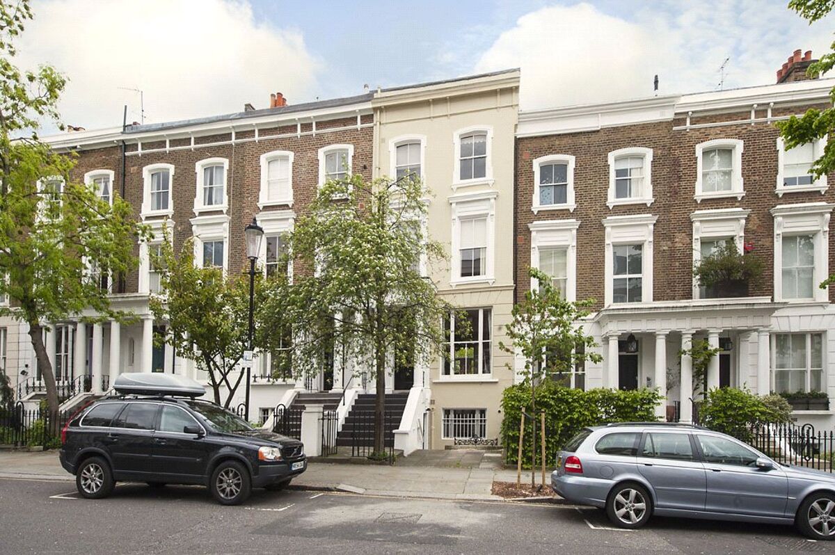 house for sale in Blenheim Crescent, Notting Hill, London, W11