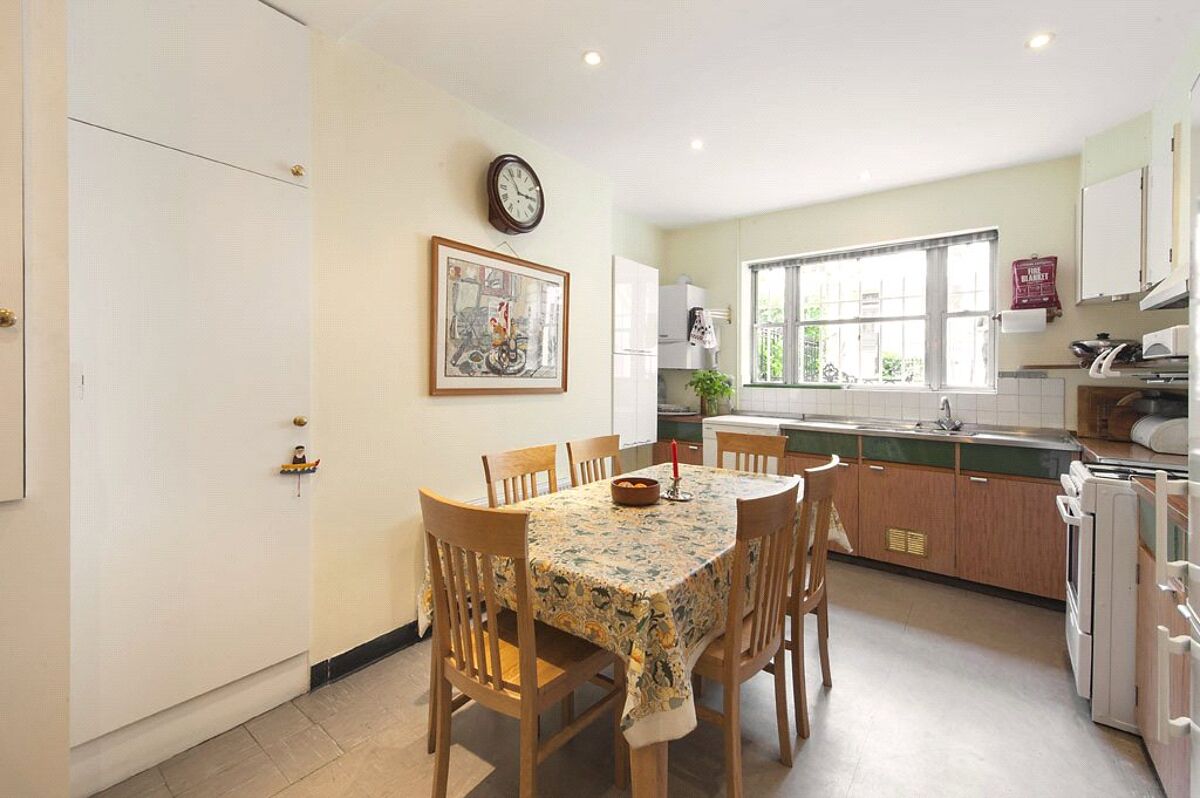 house for sale in Blenheim Crescent, Notting Hill, London, W11 NGH130104 Knight Frank