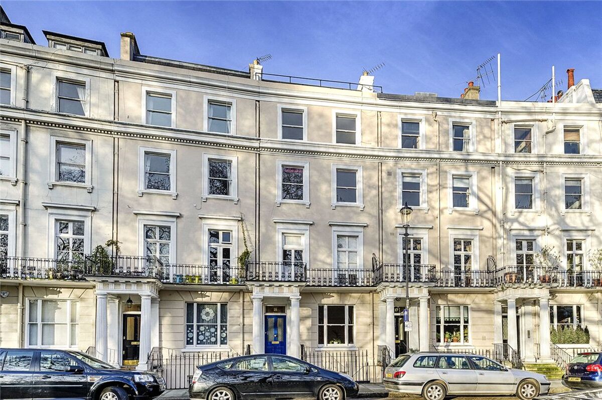 flat for sale in Royal Crescent, Holland Park, Notting Hill, London