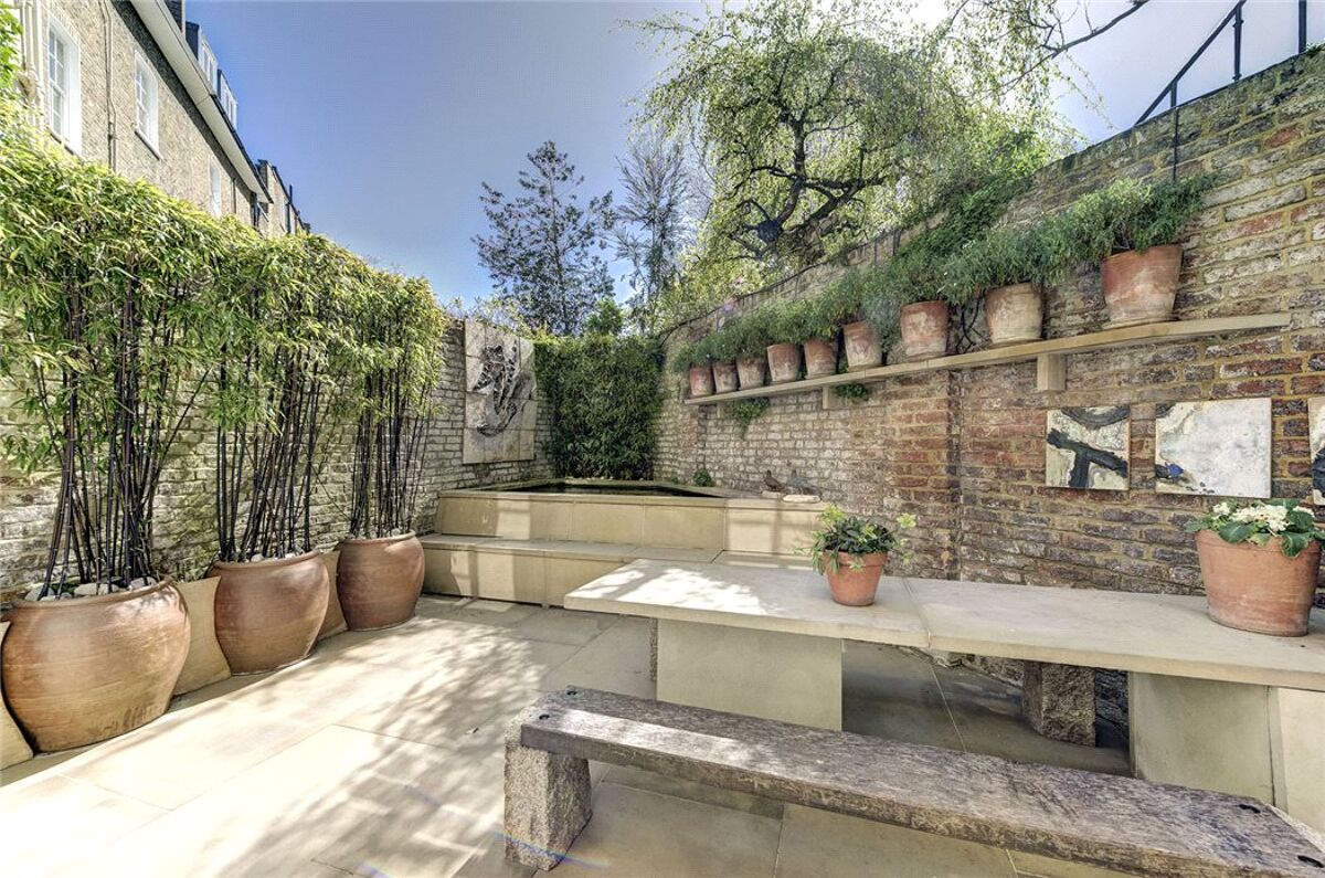 house for sale in St. James's Gardens, Holland Park, Notting Hill
