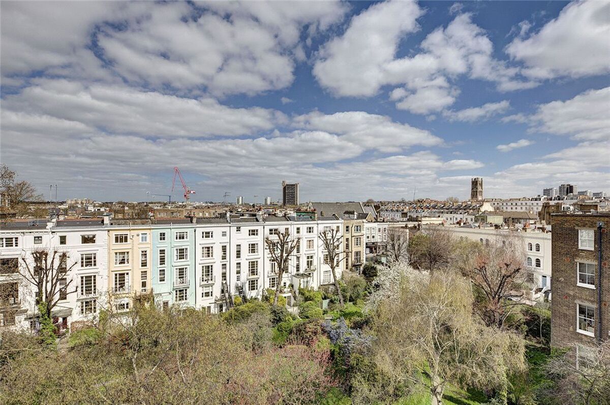 house for sale in Arundel Gardens, Notting Hill, London, W11
