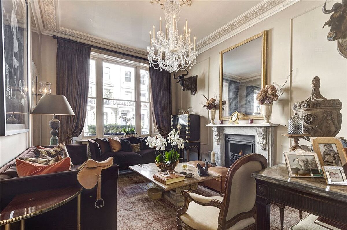 house for sale in Arundel Gardens, Notting Hill, London, W11