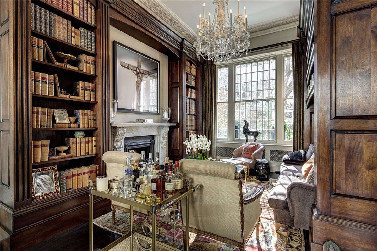 house for sale in Arundel Gardens, Notting Hill, London, W11