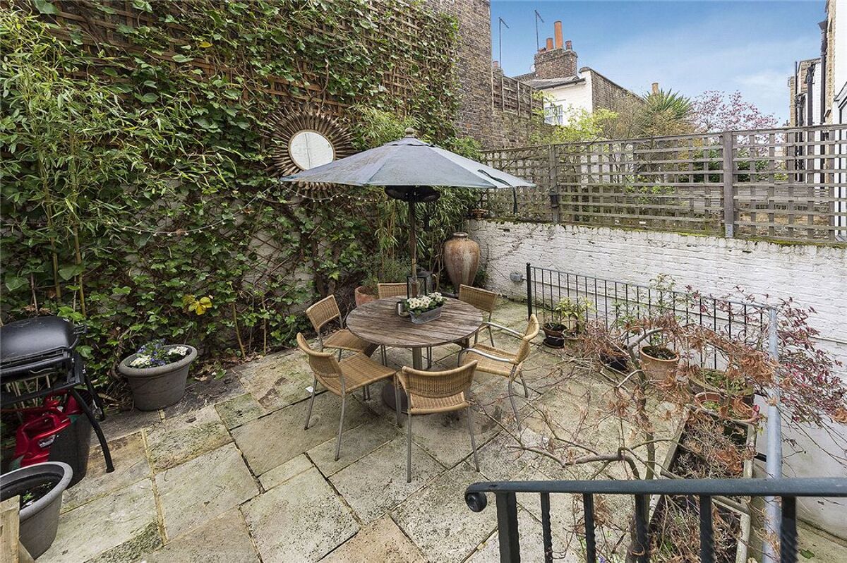 house for sale in Chepstow Road, Notting Hill, London, W2 NGH170025