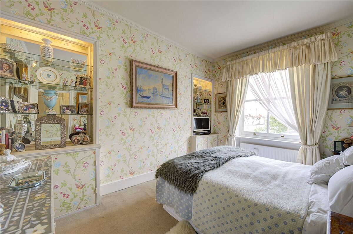 house for sale in Westbourne Grove, Notting Hill, London, W11