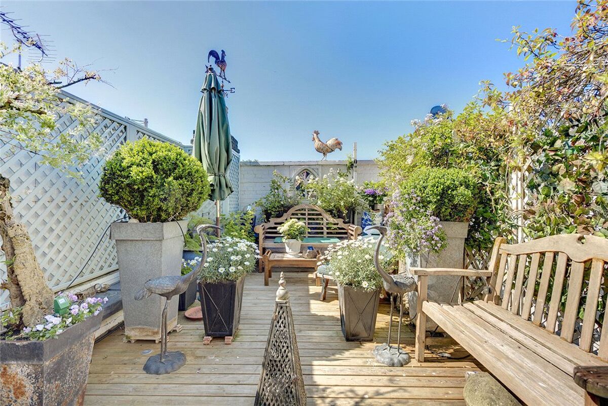 house for sale in Westbourne Grove, Notting Hill, London, W11