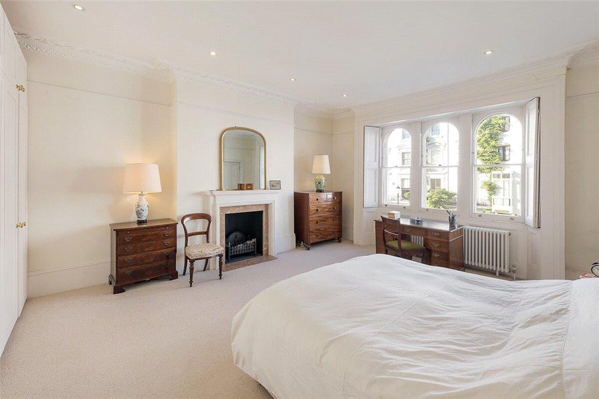 house for sale in Lansdowne Crescent, London, W11 - NGH180107 | Knight ...