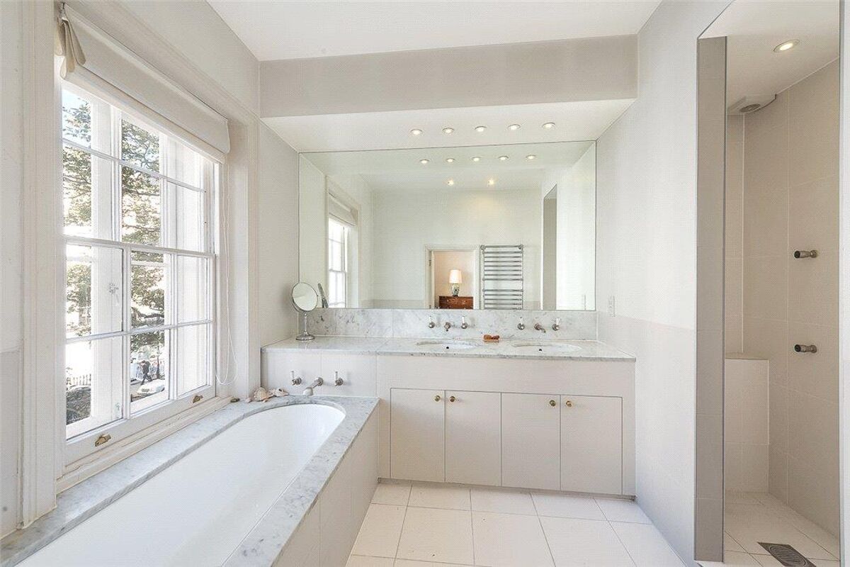 house for sale in Lansdowne Crescent, London, W11 NGH180107 Knight