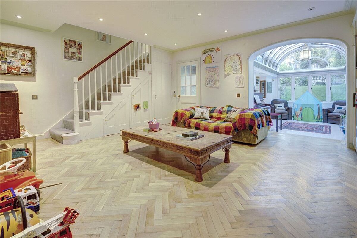 house for sale in Norland Square, Notting Hill, London, W11 NGH180152