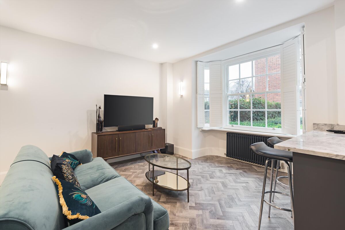 flat for sale in Buckingham Court, 48 Kensington Park Road, London, W11