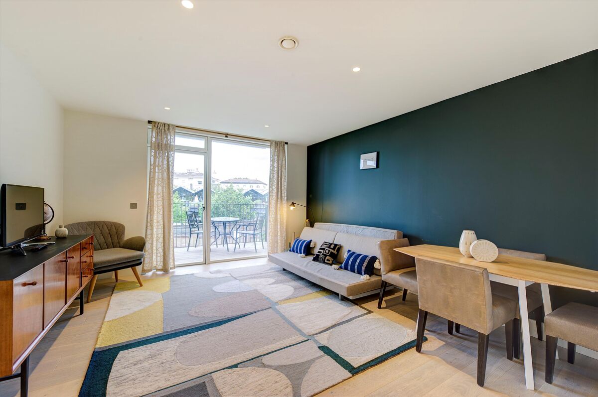 flat to rent in Nautilus House, 14 West Row, Notting Hill, London, W10 NHQ012052476 Knight Frank
