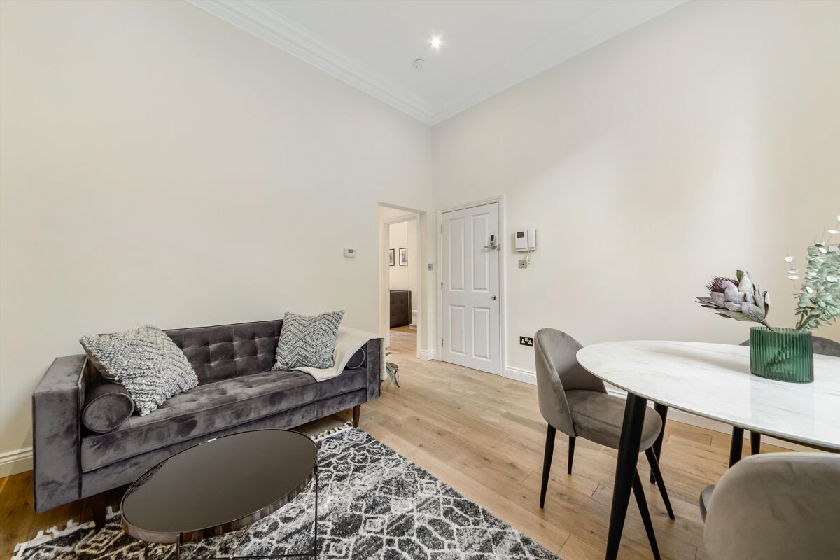 flat to rent in Cambridge Gardens, London, W10 NHQ012066467 Knight