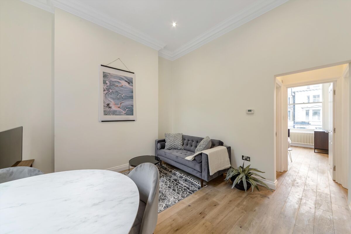 flat to rent in Cambridge Gardens, London, W10 NHQ012066467 Knight