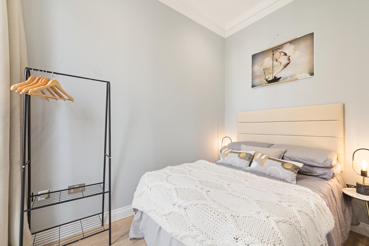 flat to rent in Ladbroke Grove, London, W11 NHQ012080694 Knight Frank