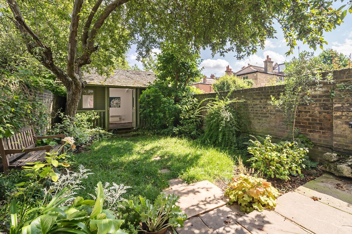 flat to rent in Wallingford Avenue, Notting Hill, London, W10