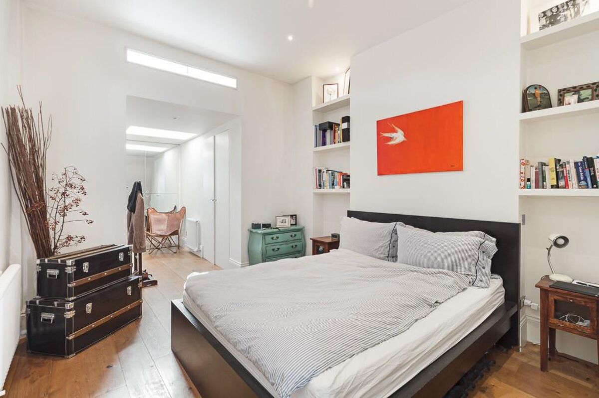 flat to rent in Westbourne Grove, Notting Hill, London, W11