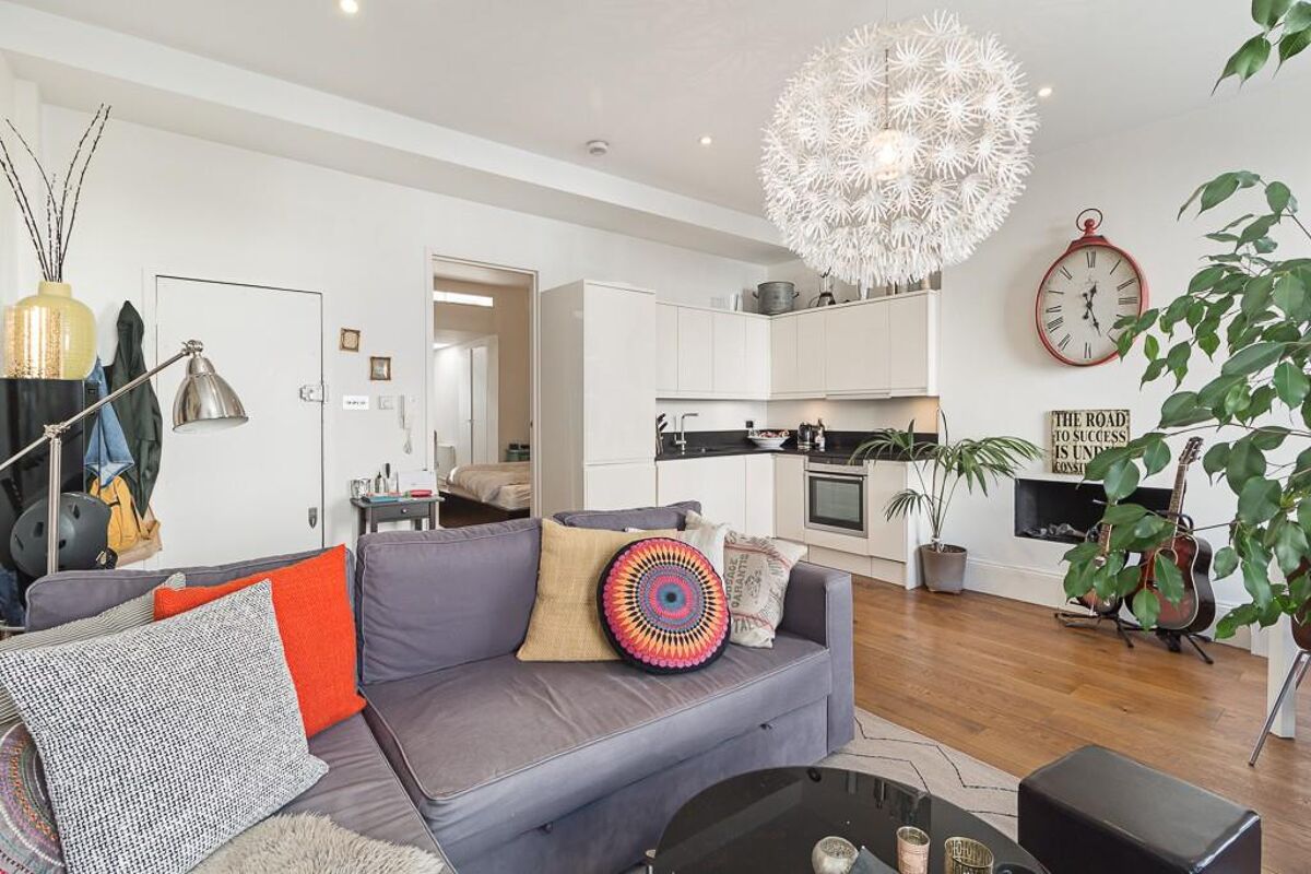 flat to rent in Westbourne Grove, Notting Hill, London, W11