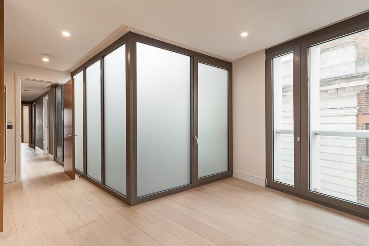 flat to rent in Westbourne Gardens, Bayswater, London, W2