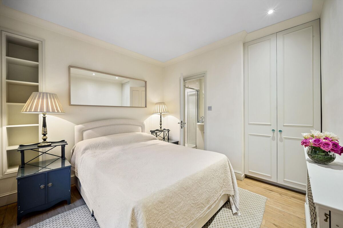 flat to rent in Kildare Terrace, Notting Hill, London, W2