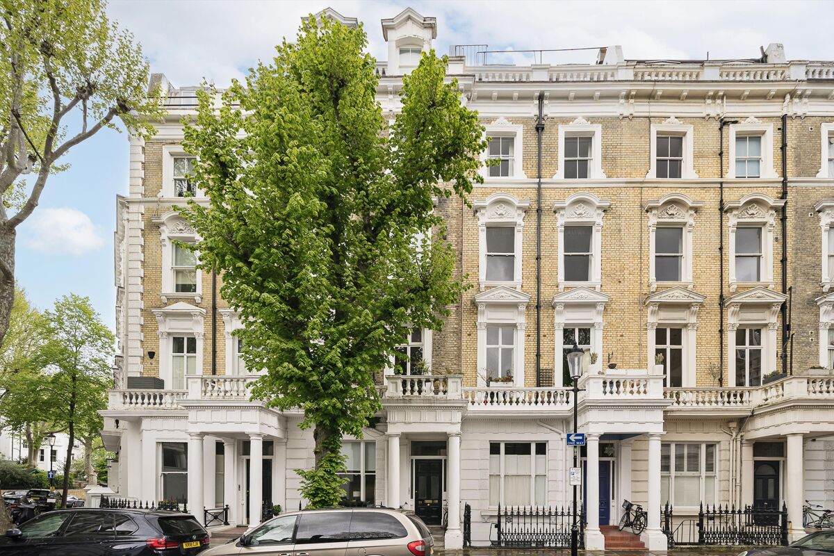 flat to rent in Linden Gardens, Notting Hill, London, W2 NHQ012331615