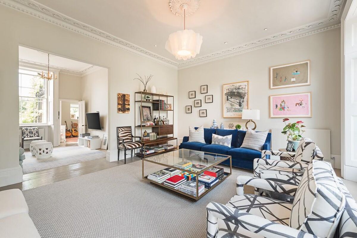 house to rent in Norland Square, Holland Park, London, W11