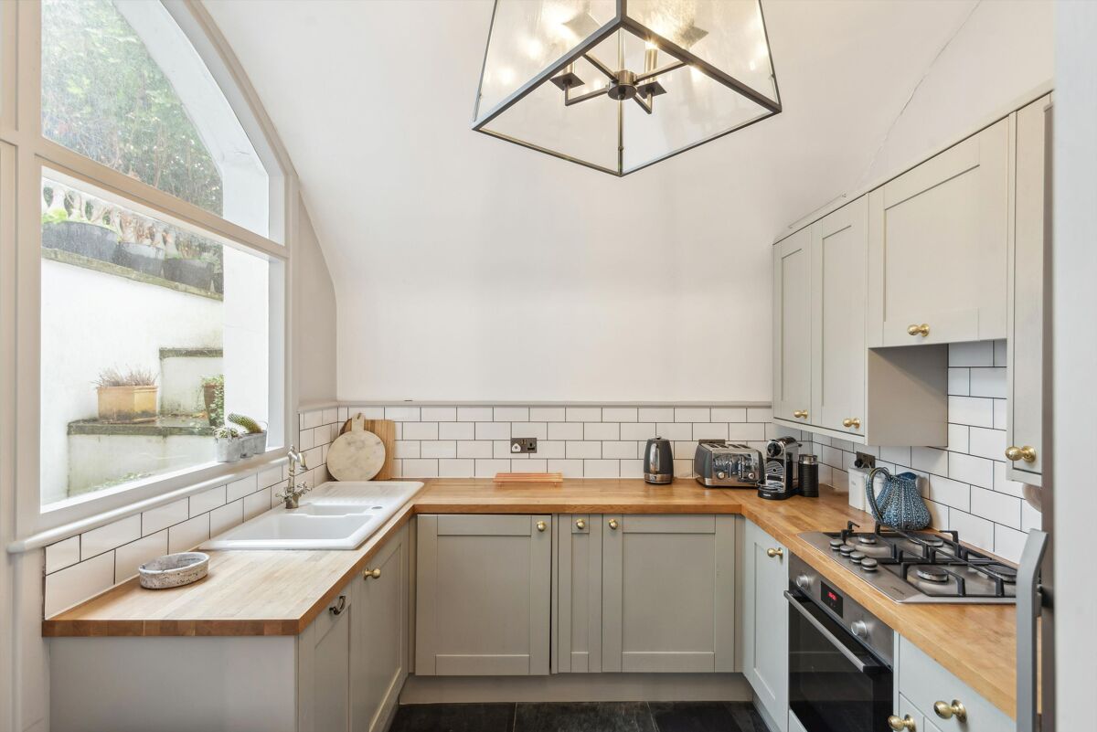 flat to rent in 53 Leinster Square, Notting Hill, London, W2