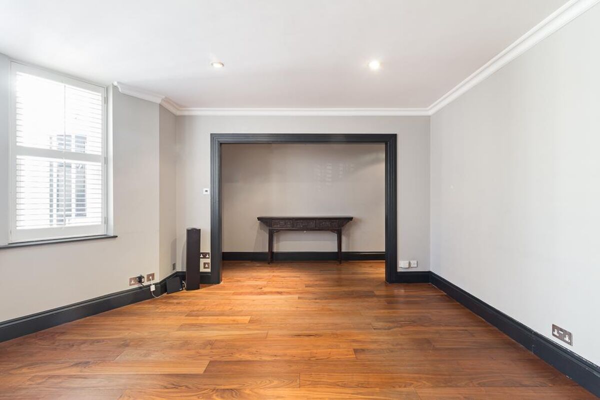 flat to rent in Chepstow Place, London, W2 NHQ012400017 Knight Frank