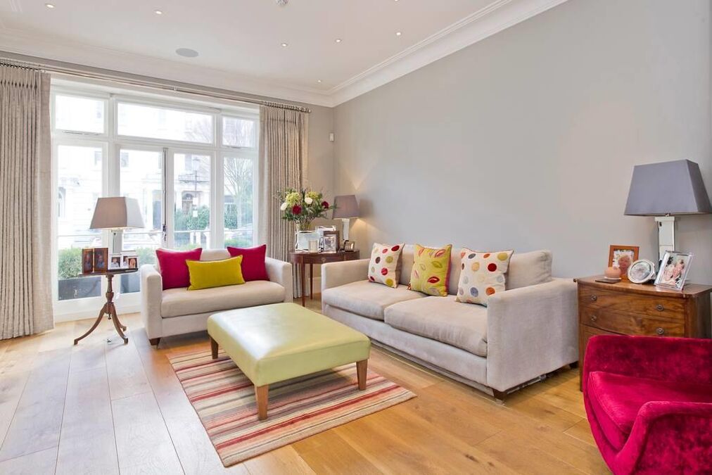 Image of Elgin Crescent, London, W11