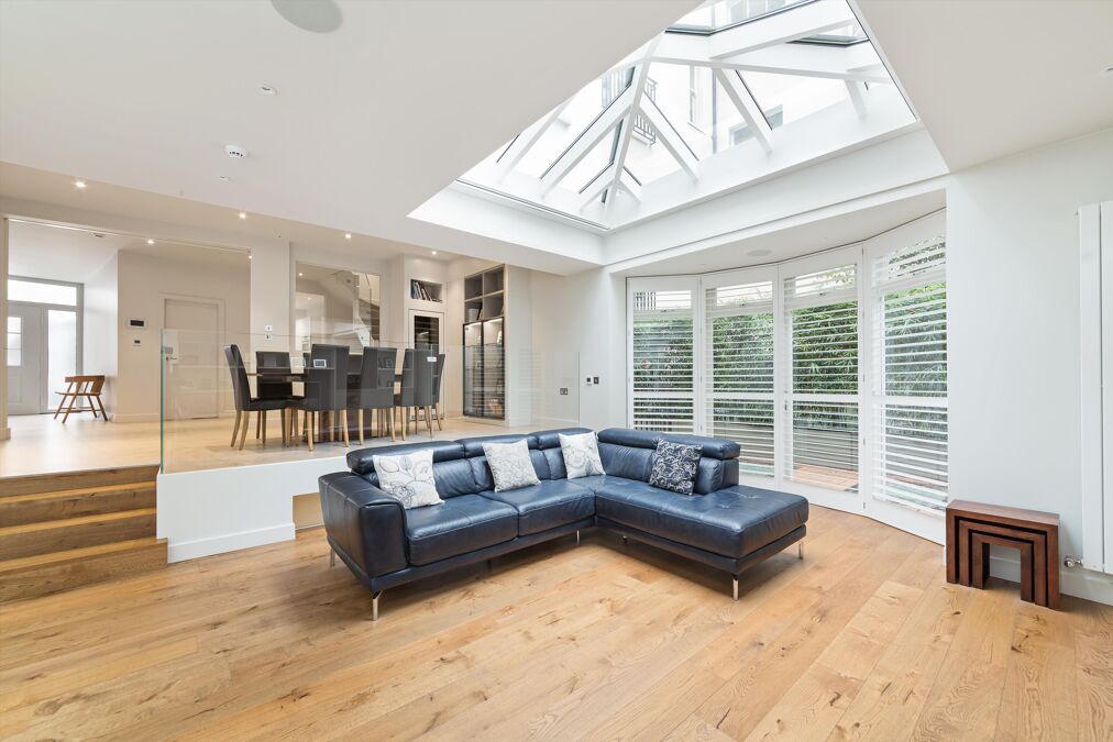 Image of Pembridge Square, Notting Hill, London, W2