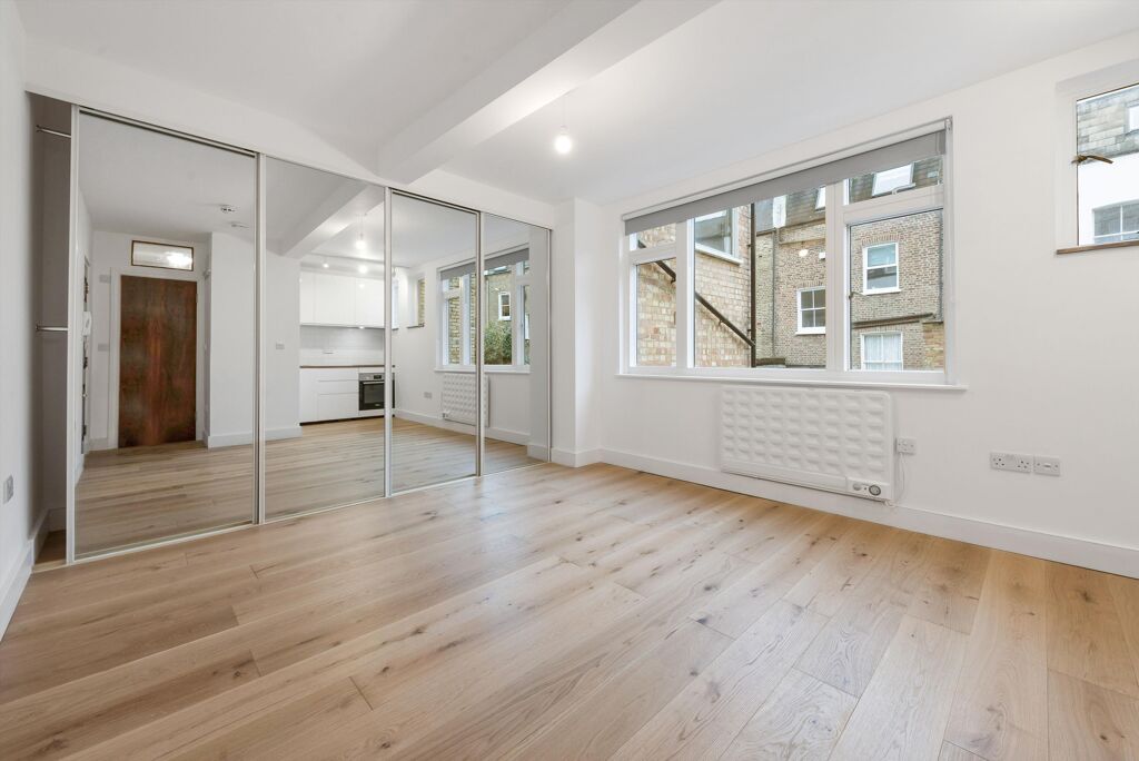 Image of Cornwall Crescent, Notting Hill, London, W11