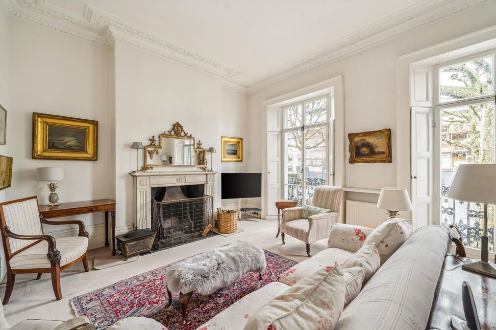 Image of Addison Avenue, Holland Park, London, W11