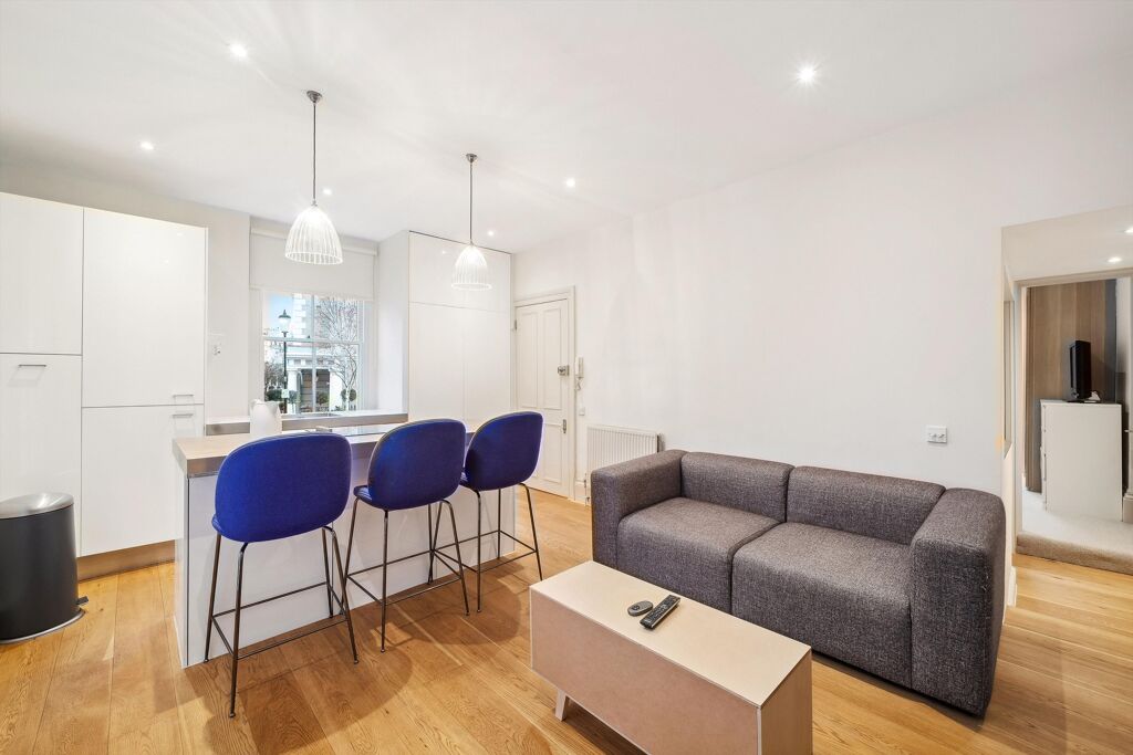 Image of Elgin Crescent, London, W11